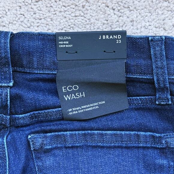 NWT J brand Selena Mid Rise Crop Boot Jeans Dark Wash Indigo Blue Denim Size 23 - Picture 4 of 5